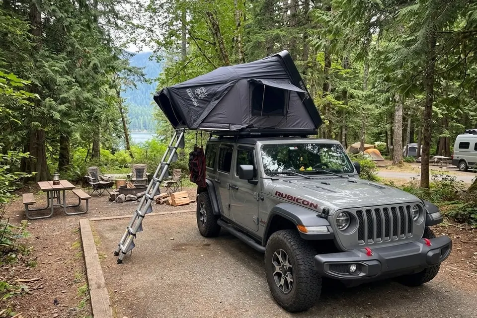 Jeep Wrangler Rubicon | iKamper Rooftop Tent | Camp Kitchen