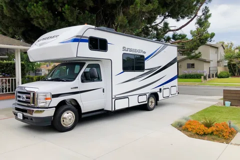 Solar-Powered, Pet Friendly, Ready-to-Go Sunshine Daydream 