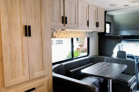 Solar-Powered, Pet Friendly, Ready-to-Go Sunshine Daydream 