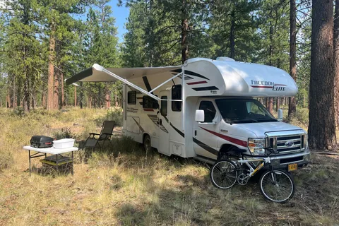 "Bunny," a 2020 Thor Motor Coach Freedom Elite C, SUPER CLEAN!!