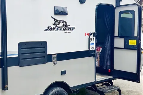 Tim's Jayco SLX 7 184BS Travel Trailer