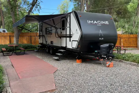 Doug's Grand Design Imagine 23LDE Travel Trailer