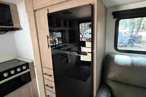 Doug's Grand Design Imagine 23LDE Travel Trailer