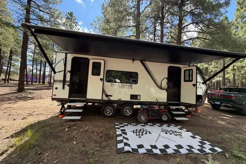 Doug's Grand Design Imagine 23LDE Travel Trailer