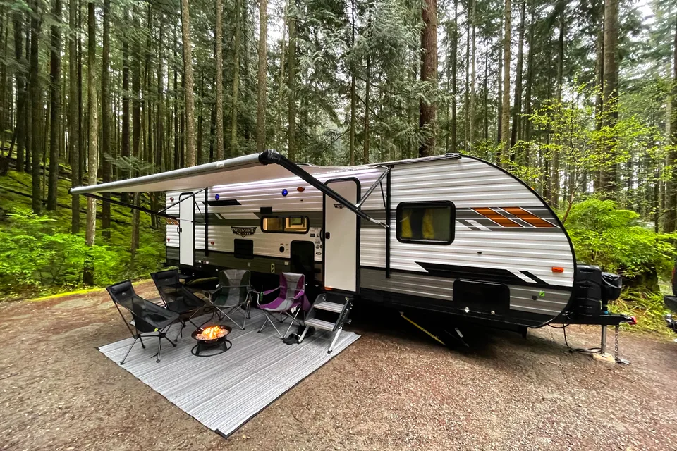 Happy Glamper Forest River 263BH Xlite