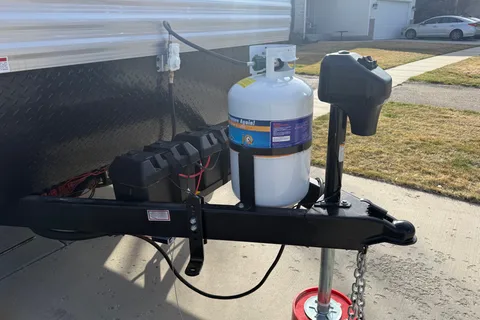 Christy's Jayco 197MBW  SLX Baja Edition Travel Trailer