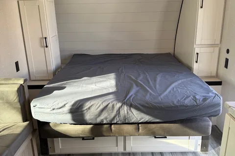 Christy's Jayco 197MBW  SLX Baja Edition Travel Trailer