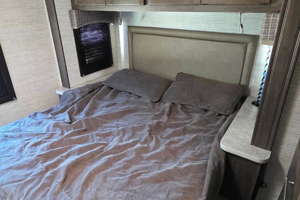 Tooraj's Jayco 22CF Class C