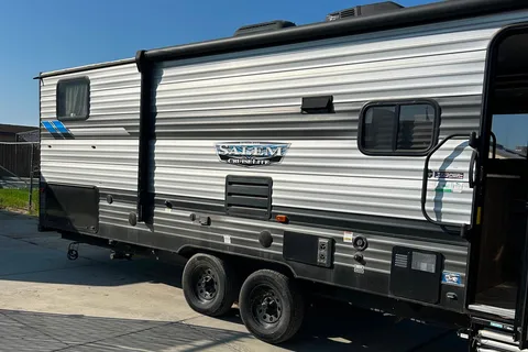 Family Friendly 2022 Cruise Lite Trailer
