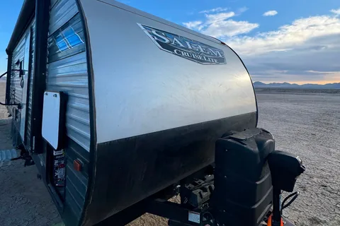 Family Friendly 2022 Cruise Lite Trailer