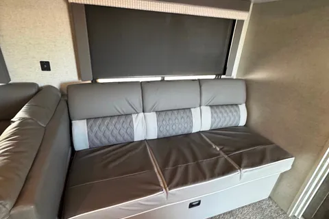 Family Friendly 2022 Cruise Lite Trailer