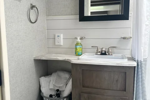 Family Friendly 2022 Cruise Lite Trailer