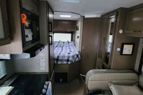 2022 Thor Four Wind Class C 24ft