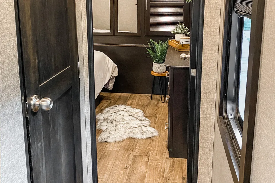 Luxury Camping - Jayco Eagle 330RSTS
