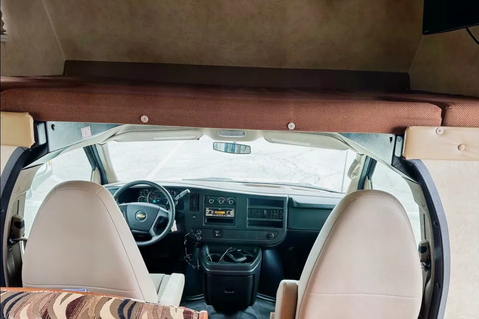 Francis's Coachmen Freelancer 21 Qb Class C