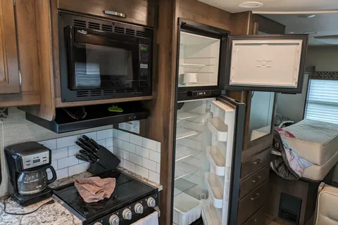 Kristen's Vacation Home on Wheels
