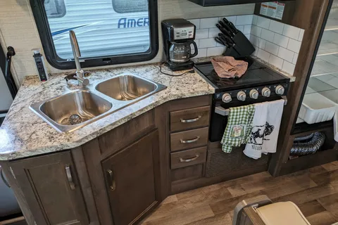 Kristen's Vacation Home on Wheels