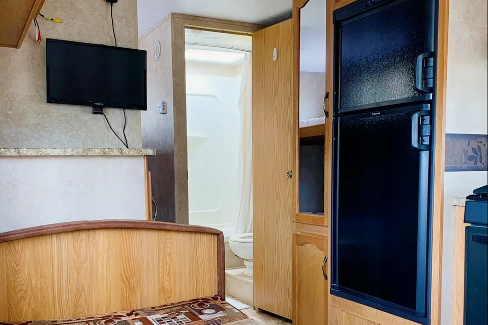 RV for Rent – Your Home on Wheels!