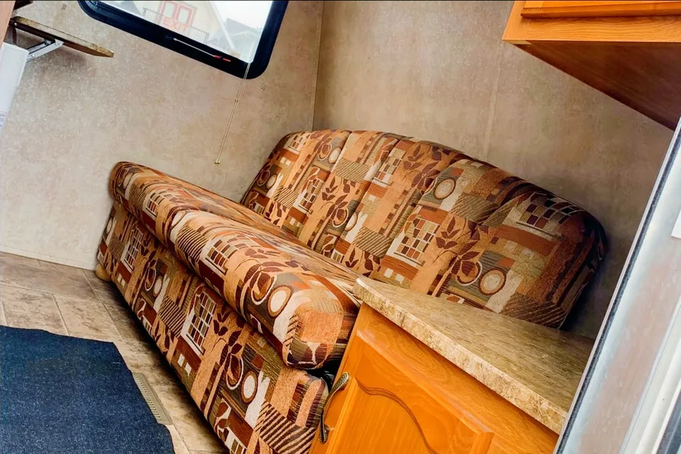 RV for Rent – Your Home on Wheels!