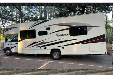 RV Trippin - "Clyde" Coachmen Freelander 27QB