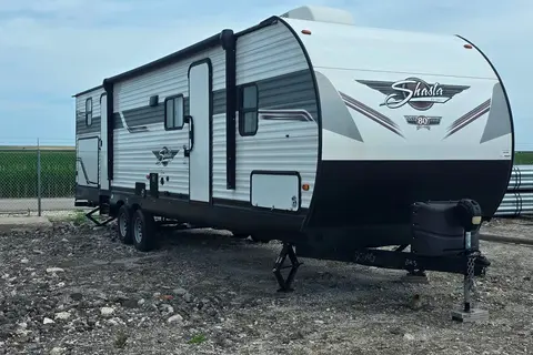 Kris's Family friendly travel trailer