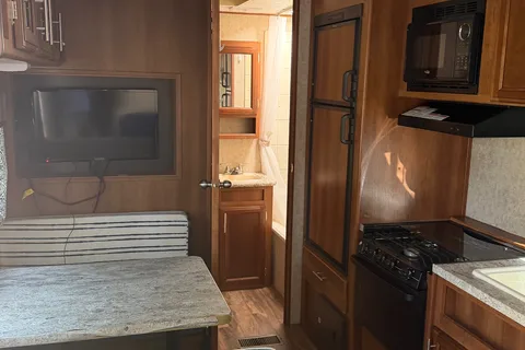 James's Prime Time Avenger Travel Trailer