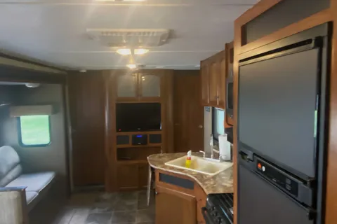 Walaa 's Keystone Hideout Travel Trailer