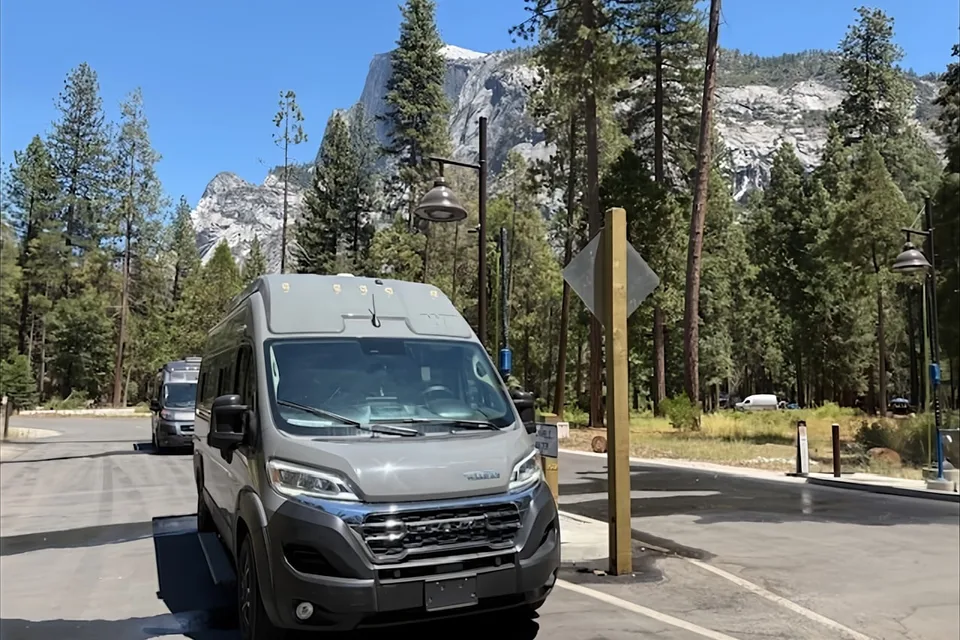 Brand new 2025 Solis 59px "Ijen"  **Starlink add on available**