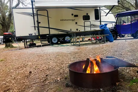 Glamping Made Easy! Full Size Bathroom!! Pet Friendly 