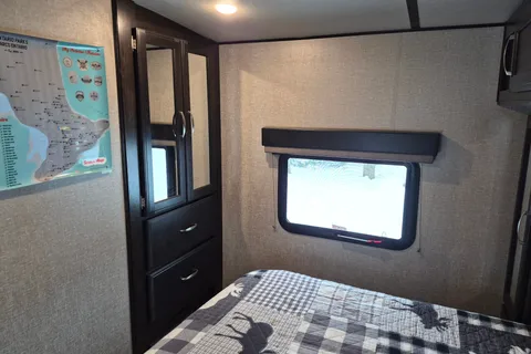 Potter's Paradise Grand Design 2670MK Travel Trailer