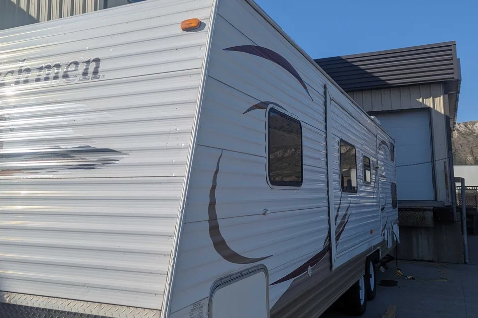 Mitch and Vanessa's Dutchmen 28' travel trailer Travel Trailer