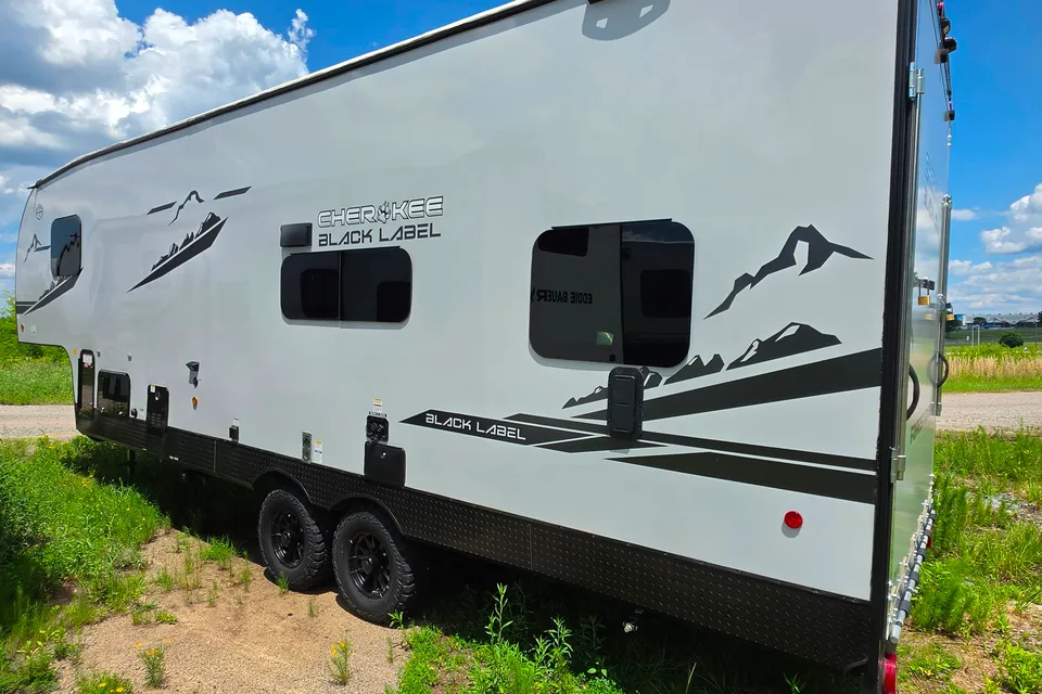 Shermans- Black Label Fifth Wheel Getaway