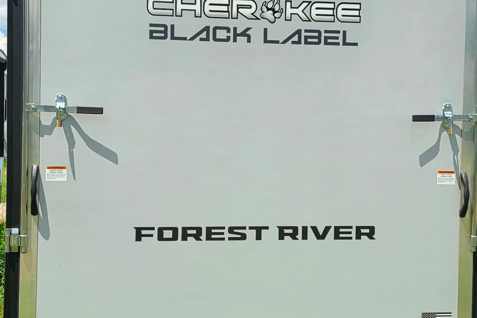Shermans- Black Label Fifth Wheel Getaway