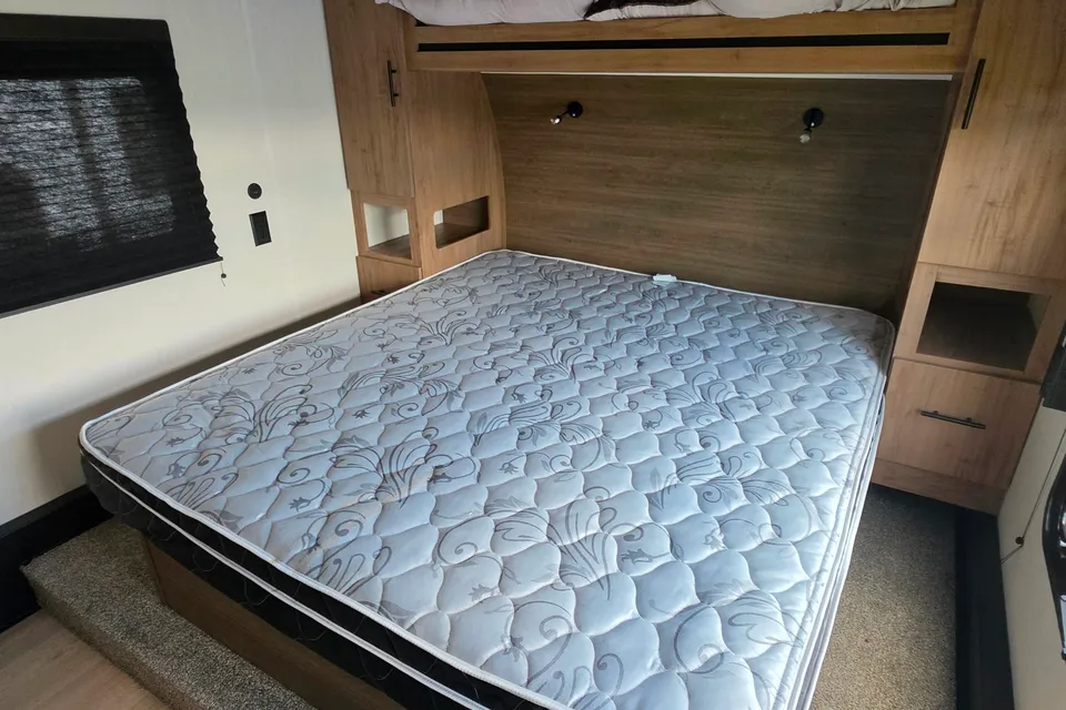 Shermans- Black Label Fifth Wheel Getaway