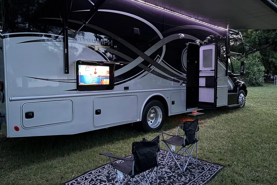 2023 Super C Diesel Luxury Motor Coach