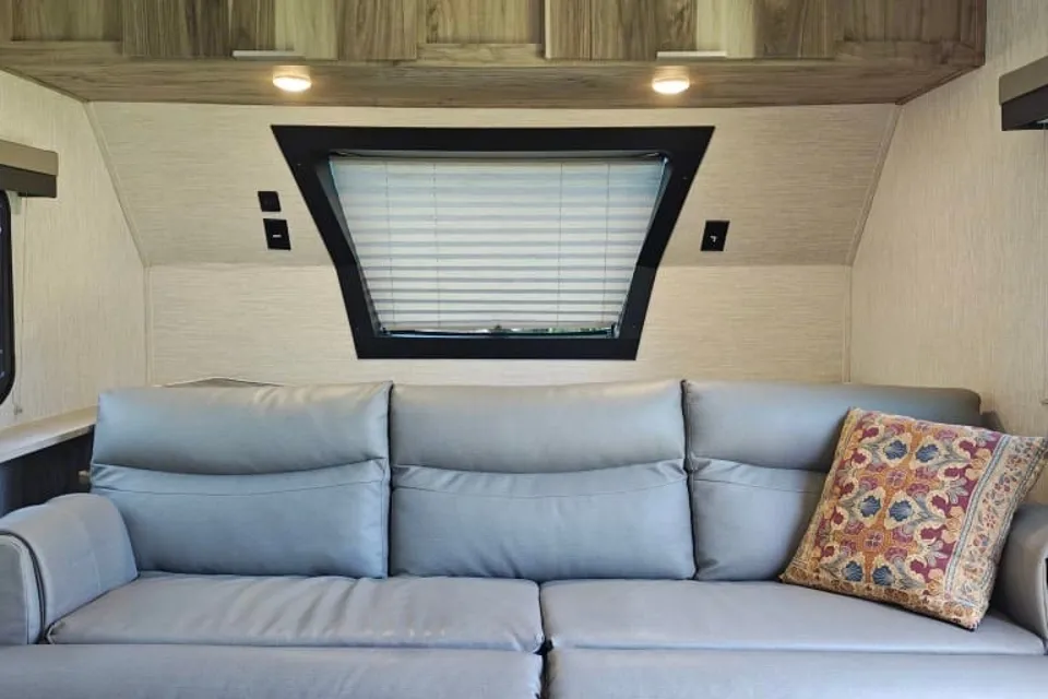Connect with Nature in our Immaculate & Well Maintained RV