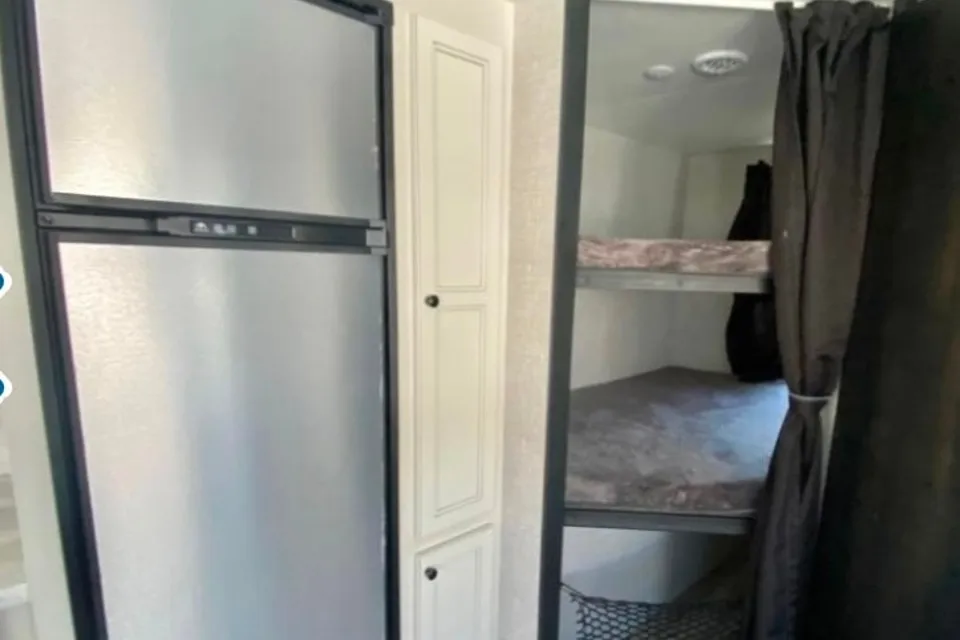 TRAVEL TRAILERS TO GO