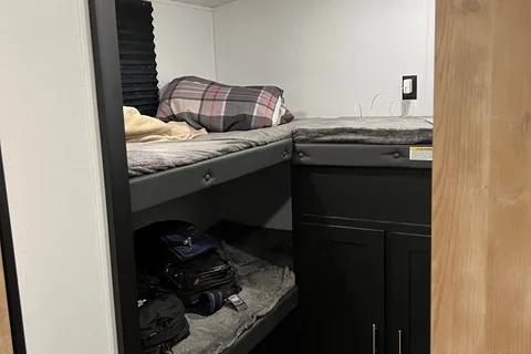 Lloyd's Keystone Springdale Travel Trailer