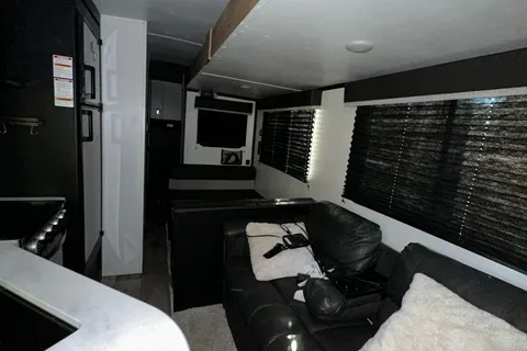 Lloyd's Keystone Springdale Travel Trailer