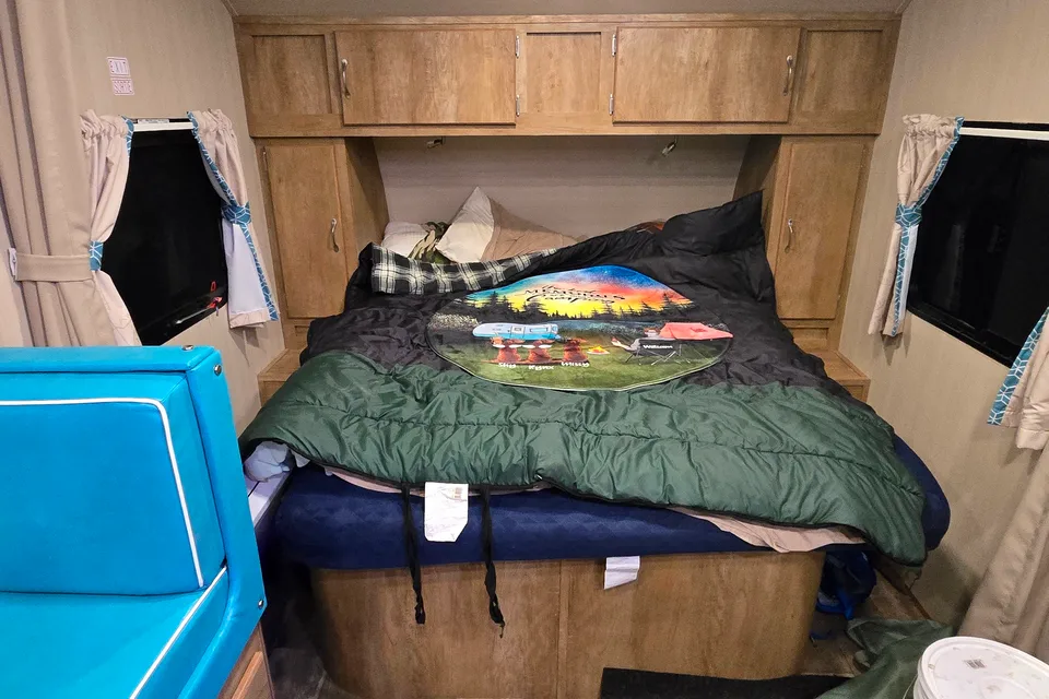 William's Gulf Stream Vintage Cruiser Travel Trailer