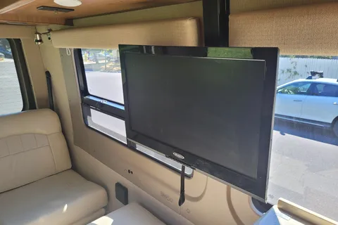 MERCEDES WINNEBAGO ERA 70X