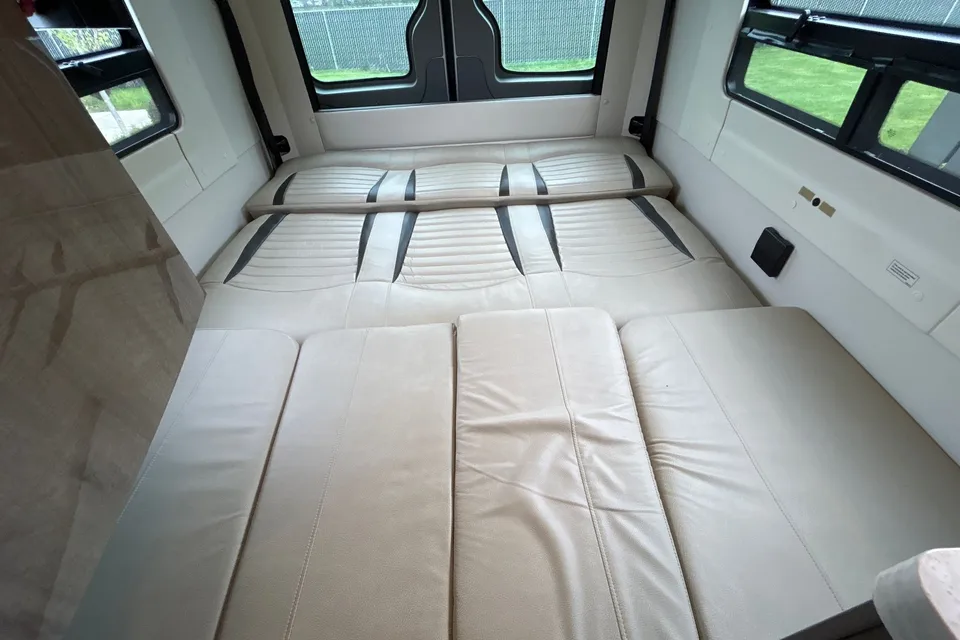 MERCEDES WINNEBAGO ERA 70X