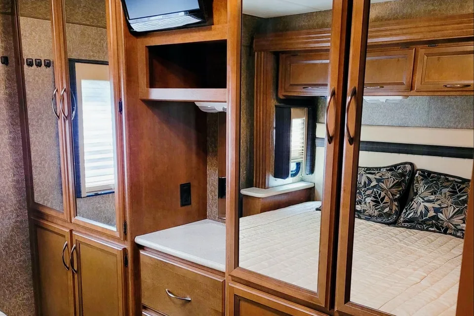 South Tejas RV Rentals-Ace