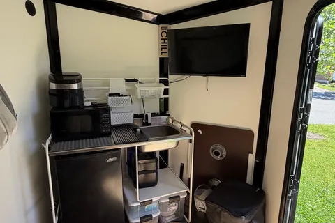 AGS Utility Toy Hauler