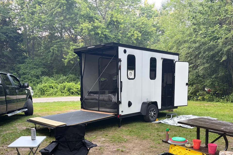 AGS Utility Toy Hauler