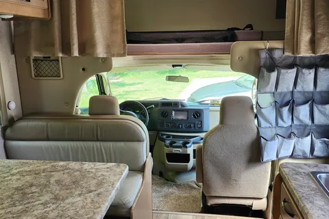 MJ's Thor Motor Coach Class C
