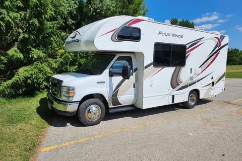 MJ's Thor Motor Coach Class C