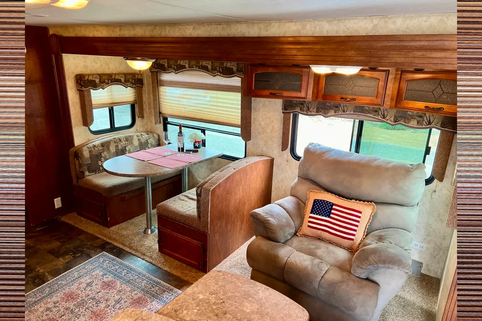 Eduardo's Coachmen Chaparral lite 29BHS Travel Trailer