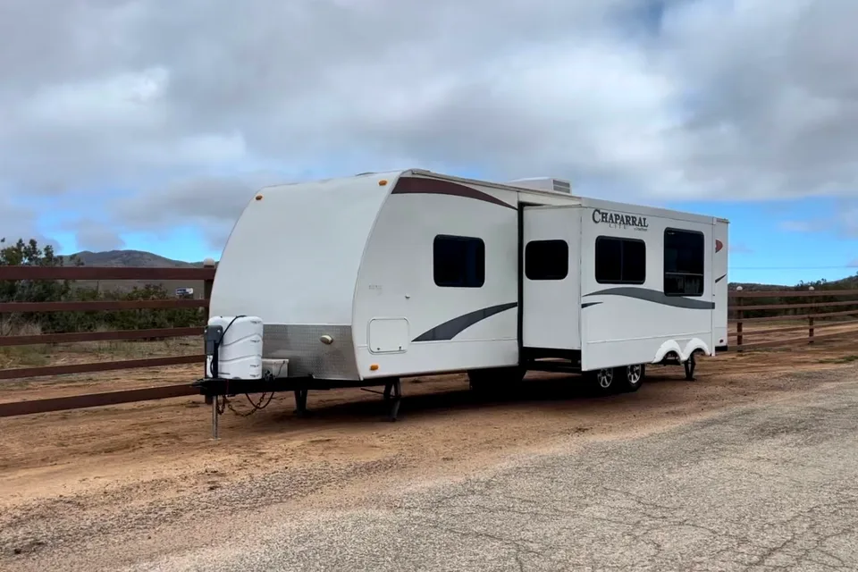 Eduardo's Coachmen Chaparral lite 29BHS Travel Trailer