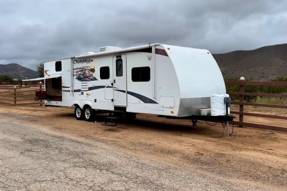 Eduardo's Coachmen Chaparral lite 29BHS Travel Trailer